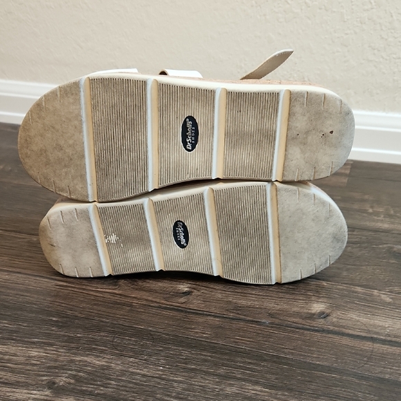 Dr. Scholl's White Slide Sandals with Cushioned Sole - Picture 5 of 5